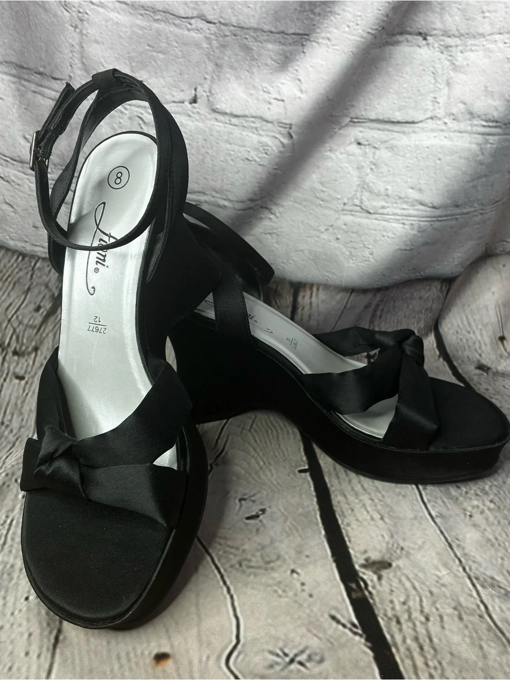 Vtg y2k Bratz Whimsigoth Black Promcore Satin Chunky Platform Wedge Sandals Sz 8 - Picture 3 of 10